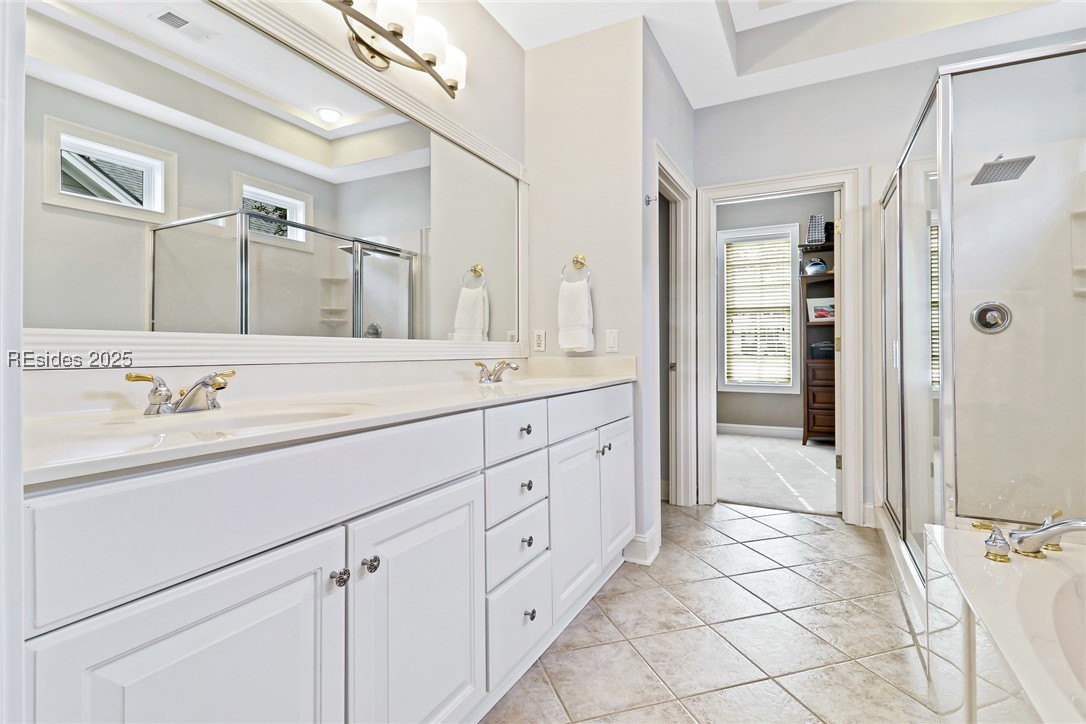 11 W Kershaw Drive