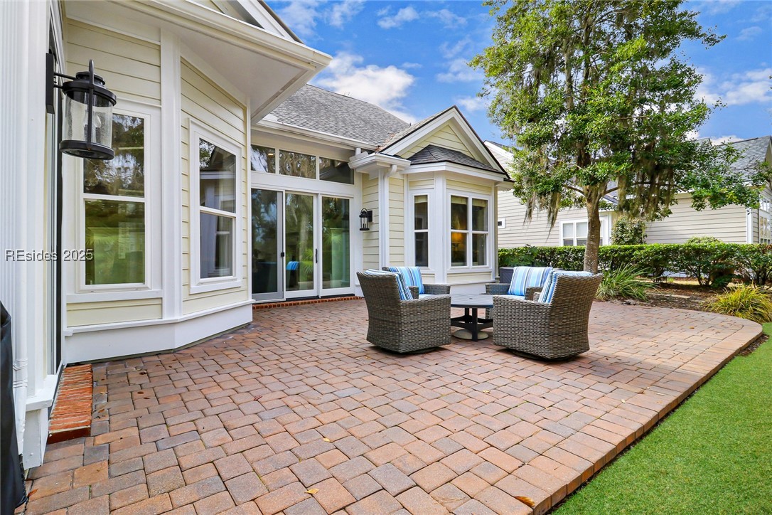 11 W Kershaw Drive