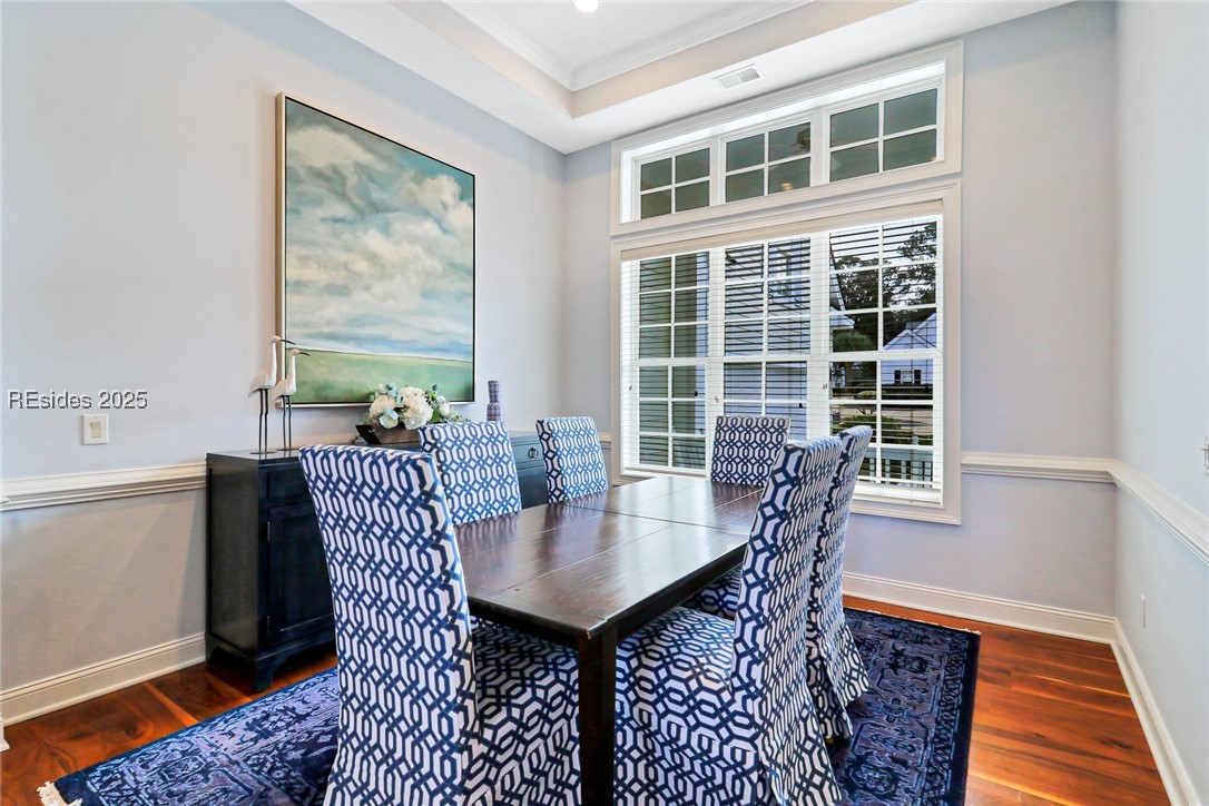 11 W Kershaw Drive
