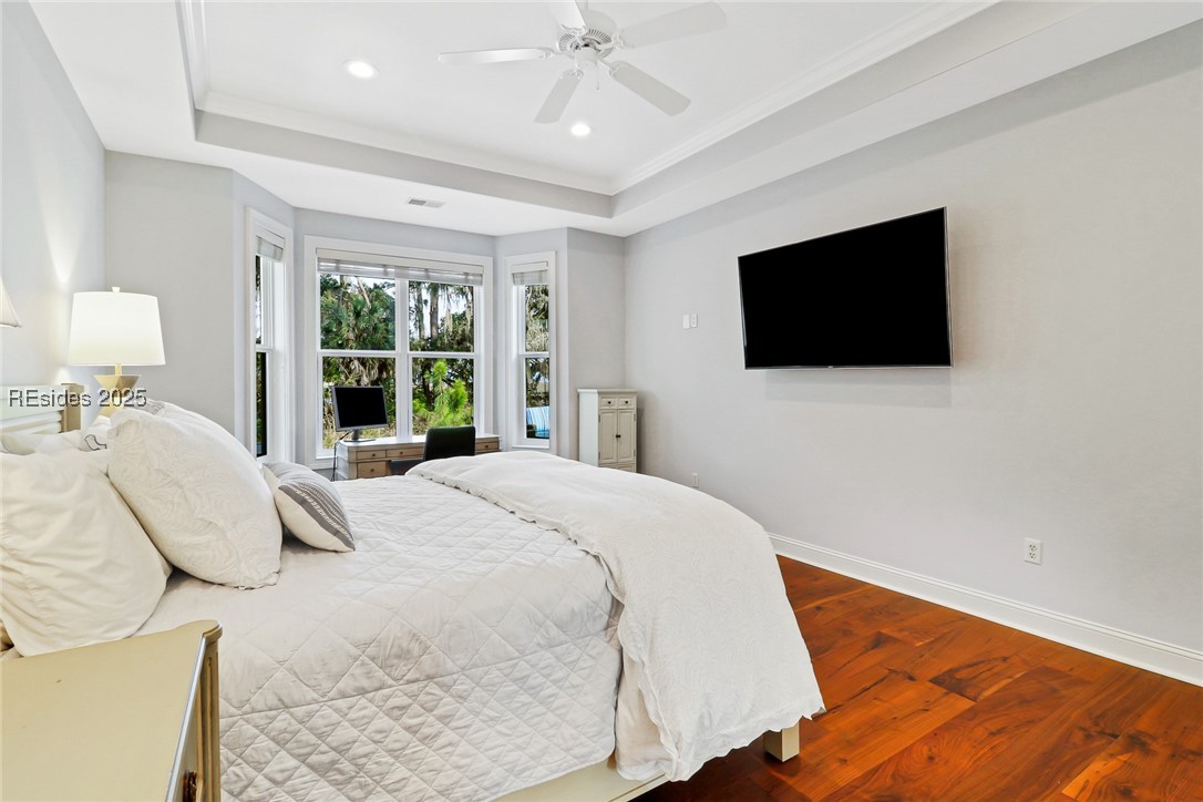 11 W Kershaw Drive