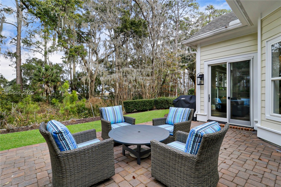 11 W Kershaw Drive