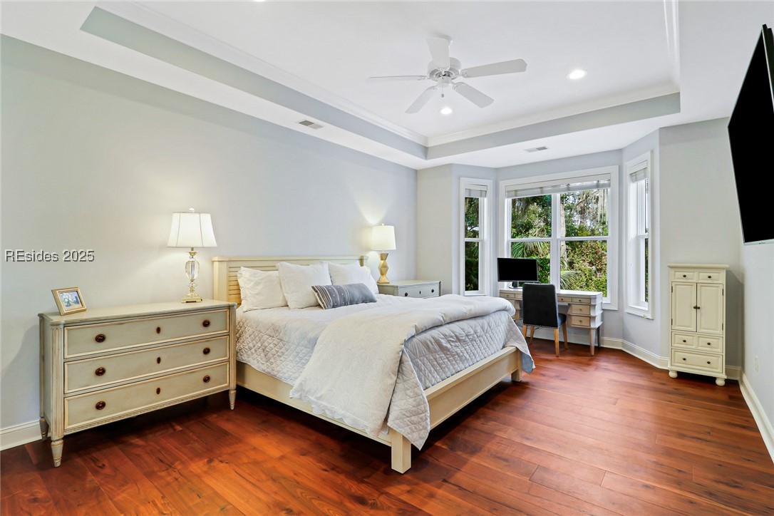 11 W Kershaw Drive