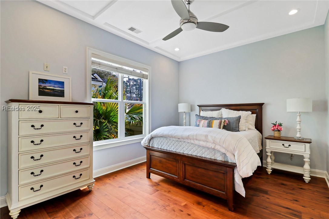 11 W Kershaw Drive