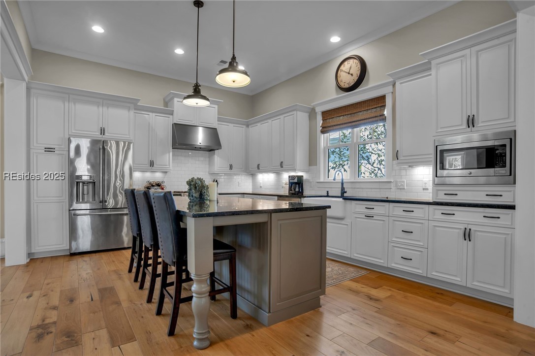 16 Waterfowl Road