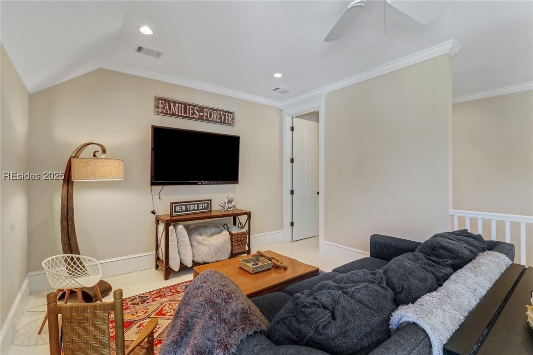 2 Groton Circle