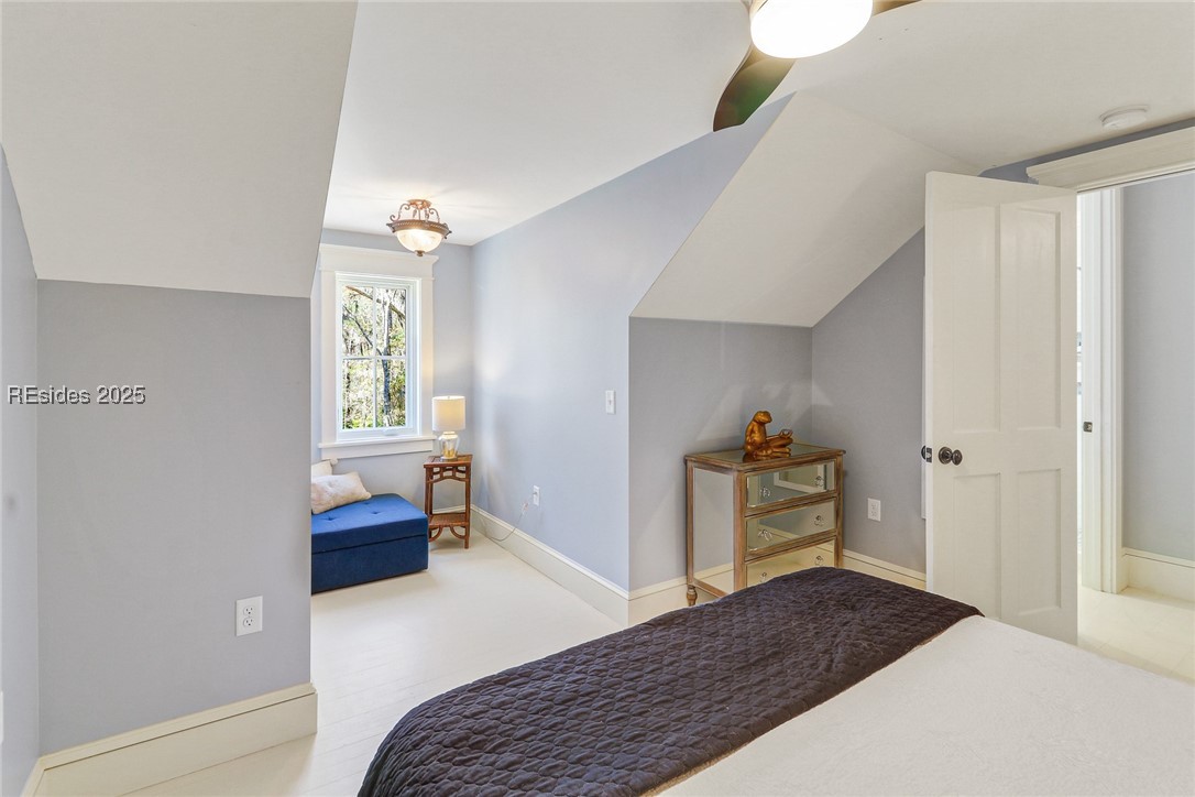 2 Groton Circle
