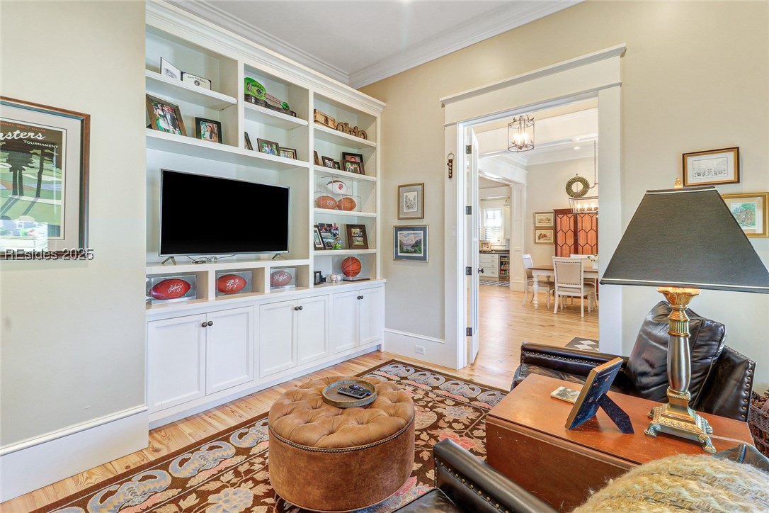 2 Groton Circle