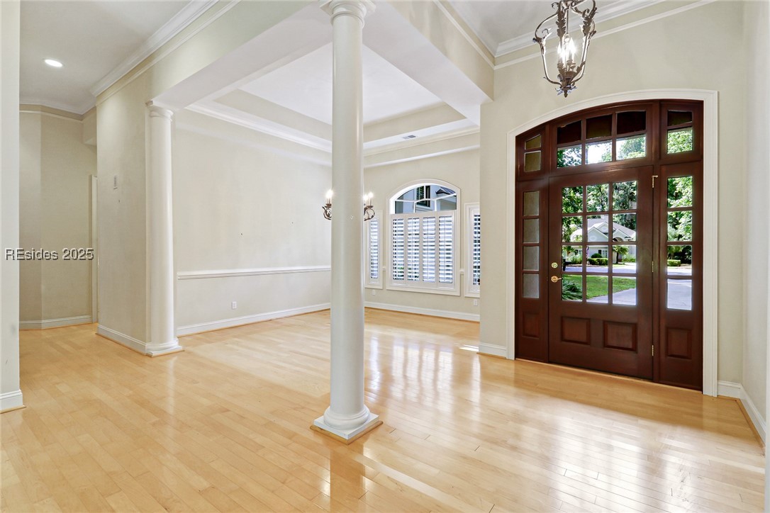 11 E Summerton Court