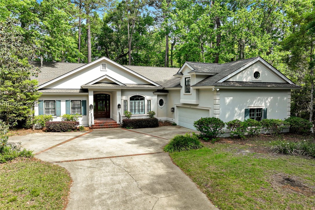 11 E Summerton Court