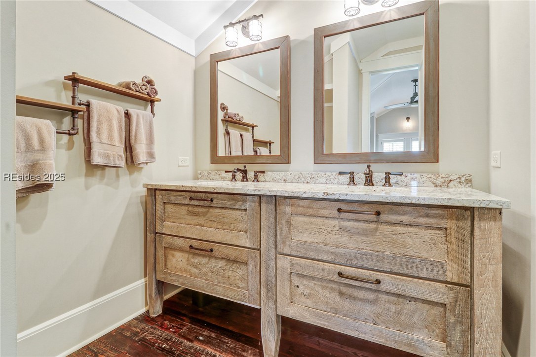 66 Myrtle View Street