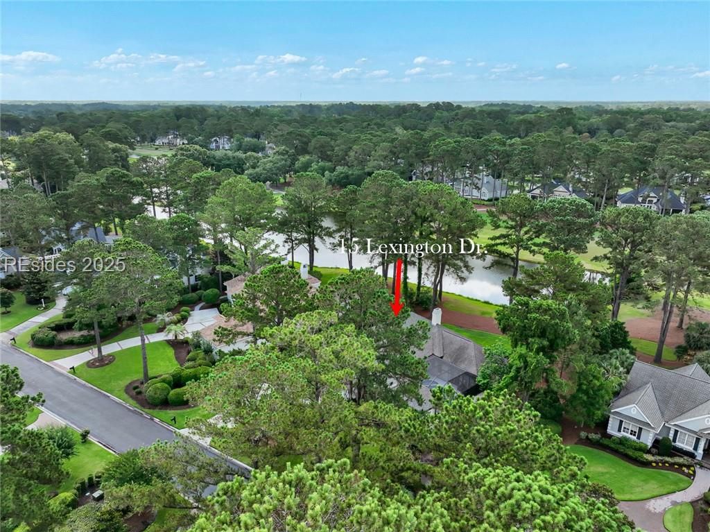 15 Lexington Drive