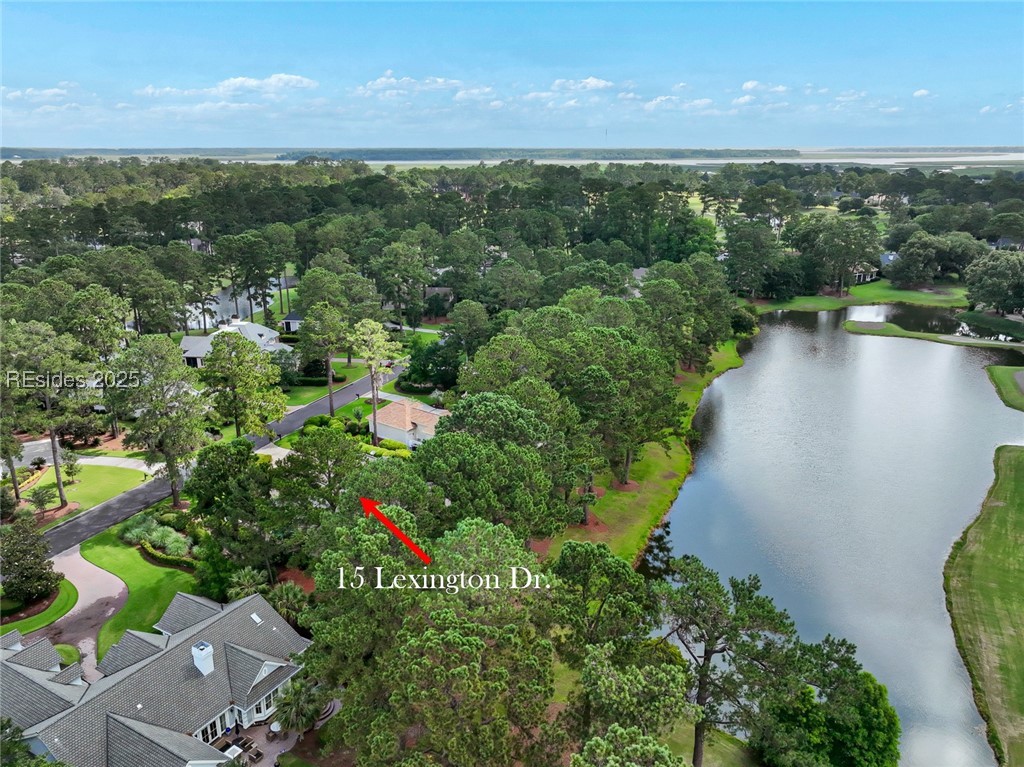 15 Lexington Drive