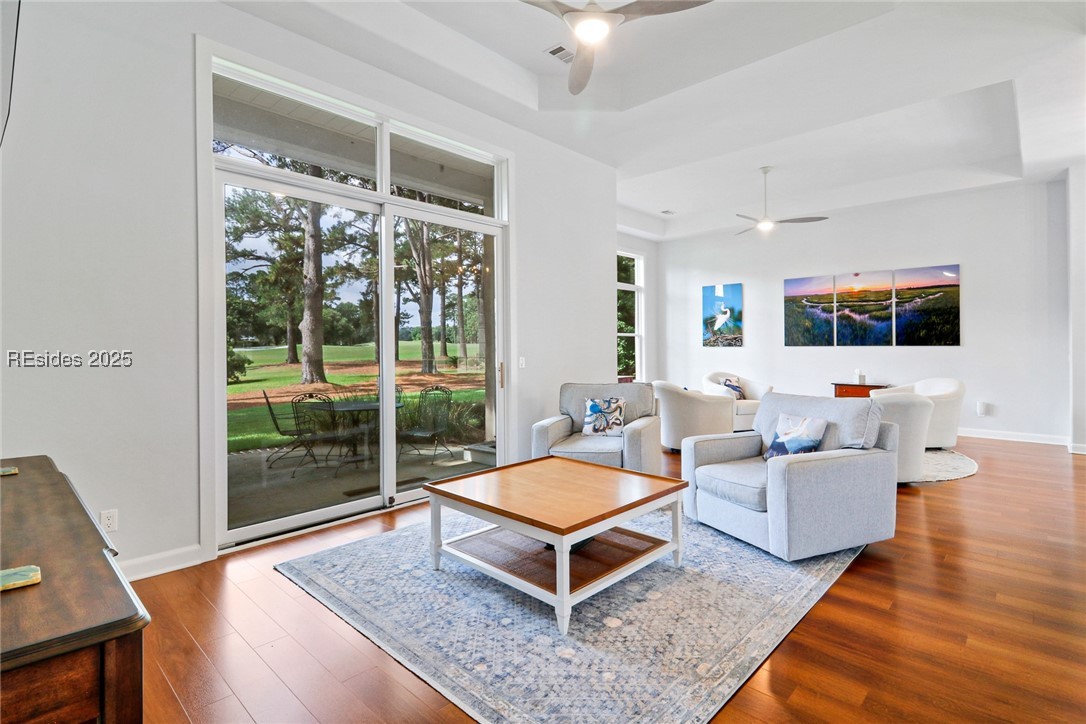 15 Lexington Drive