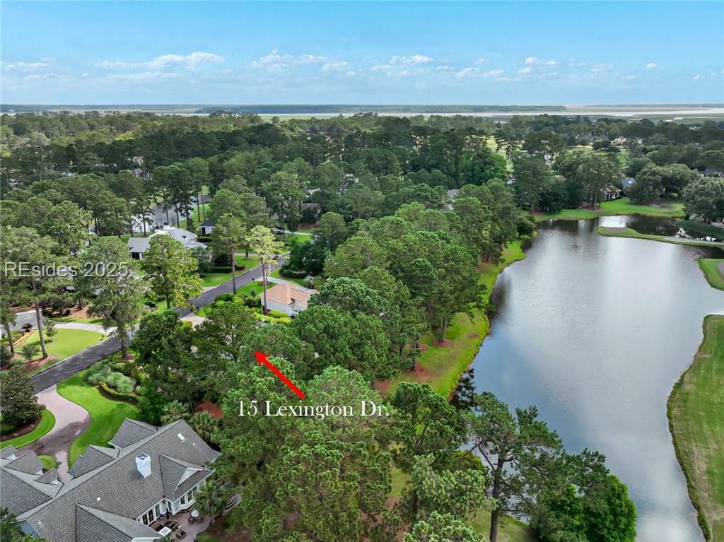 15 Lexington Drive