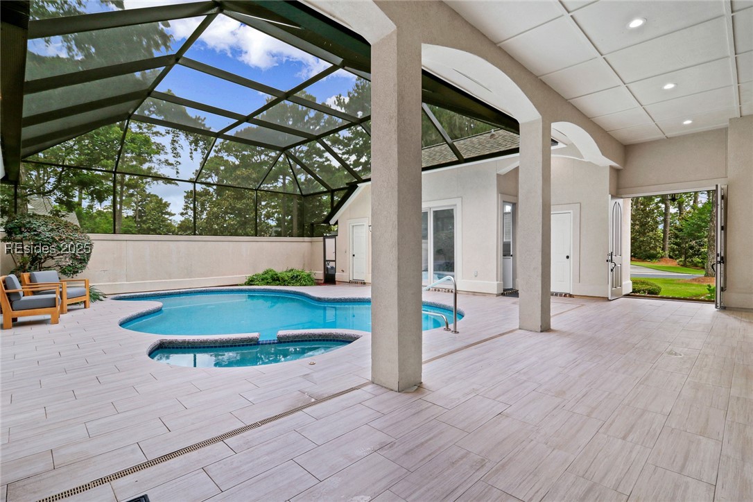 15 Lexington Drive