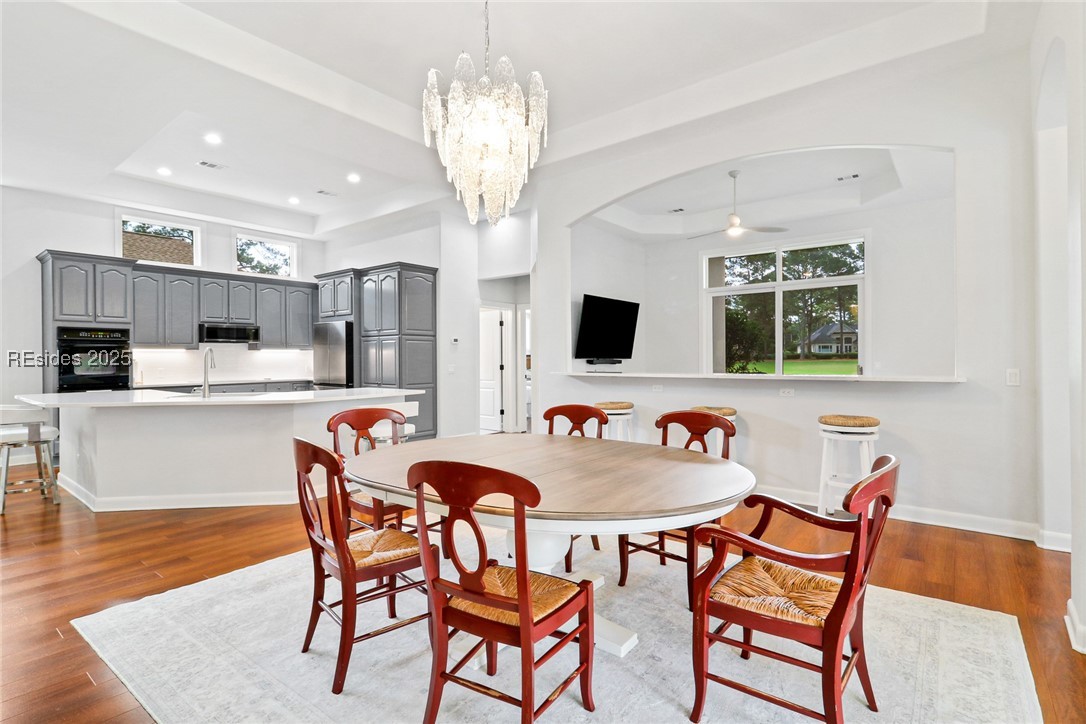 15 Lexington Drive