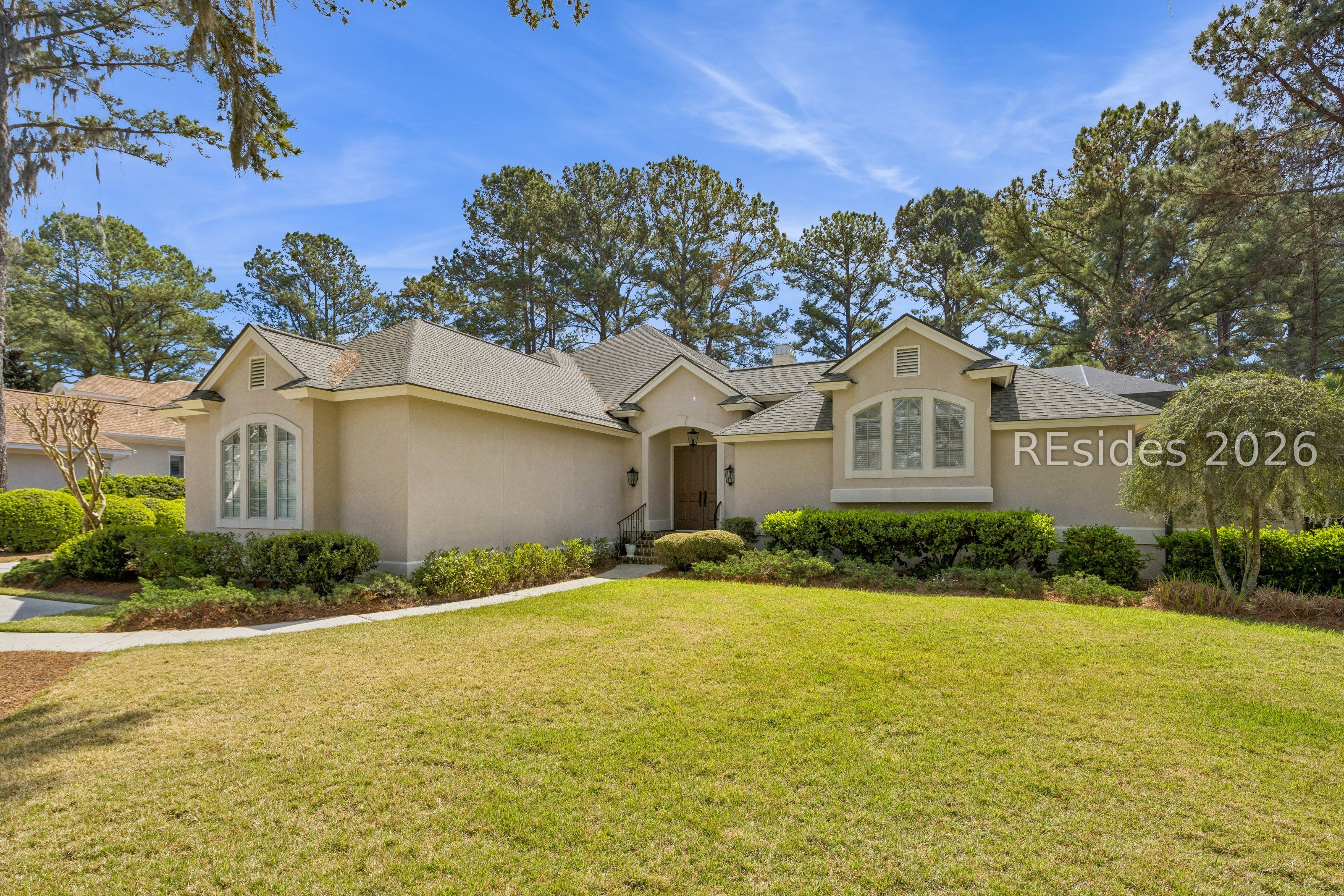 15 Lexington Drive