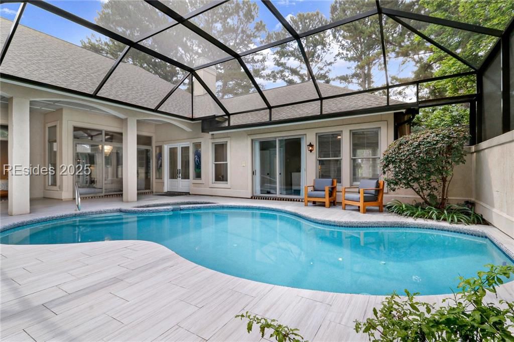 15 Lexington Drive