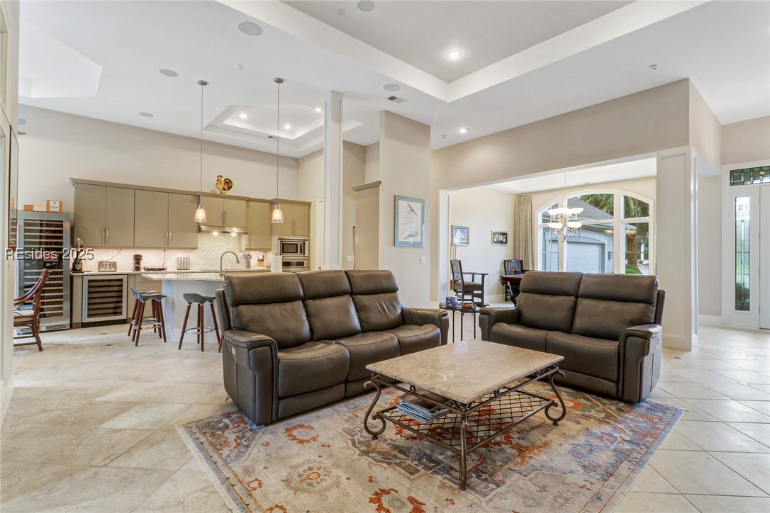 21 Hunting Court