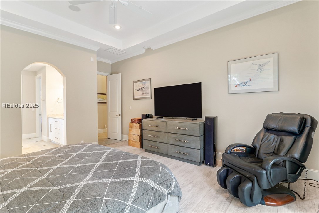 21 Hunting Court