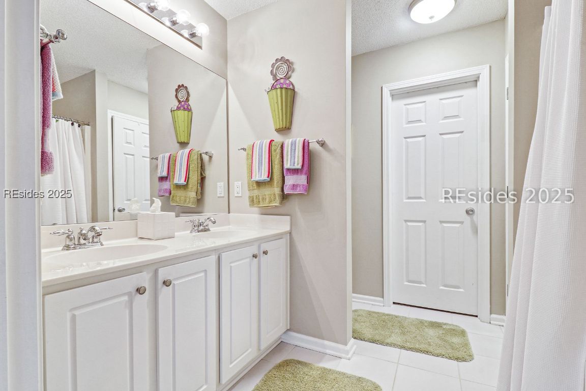 156 Westbury Park Way