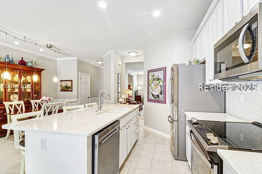 156 Westbury Park Way