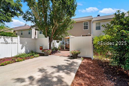 156 Westbury Park Way