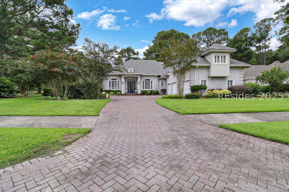 126 Belfair Oaks Boulevard