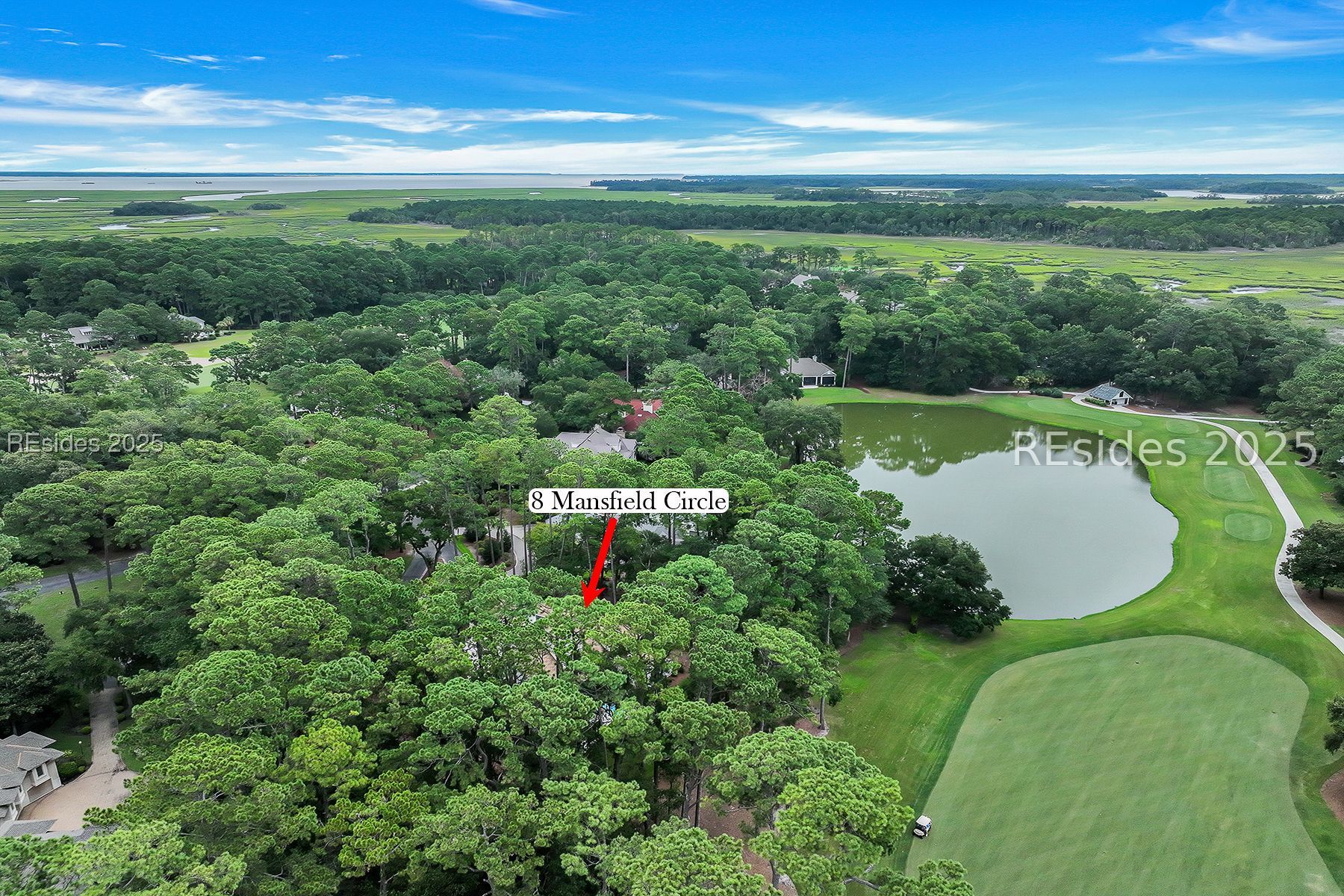 8 Mansfield Circle