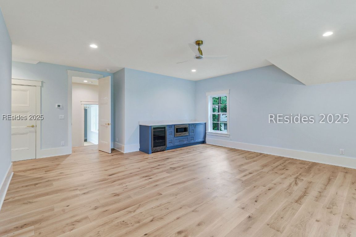 8 Mansfield Circle
