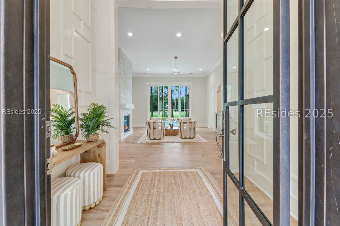 8 Mansfield Circle