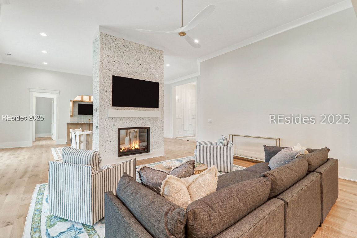 8 Mansfield Circle