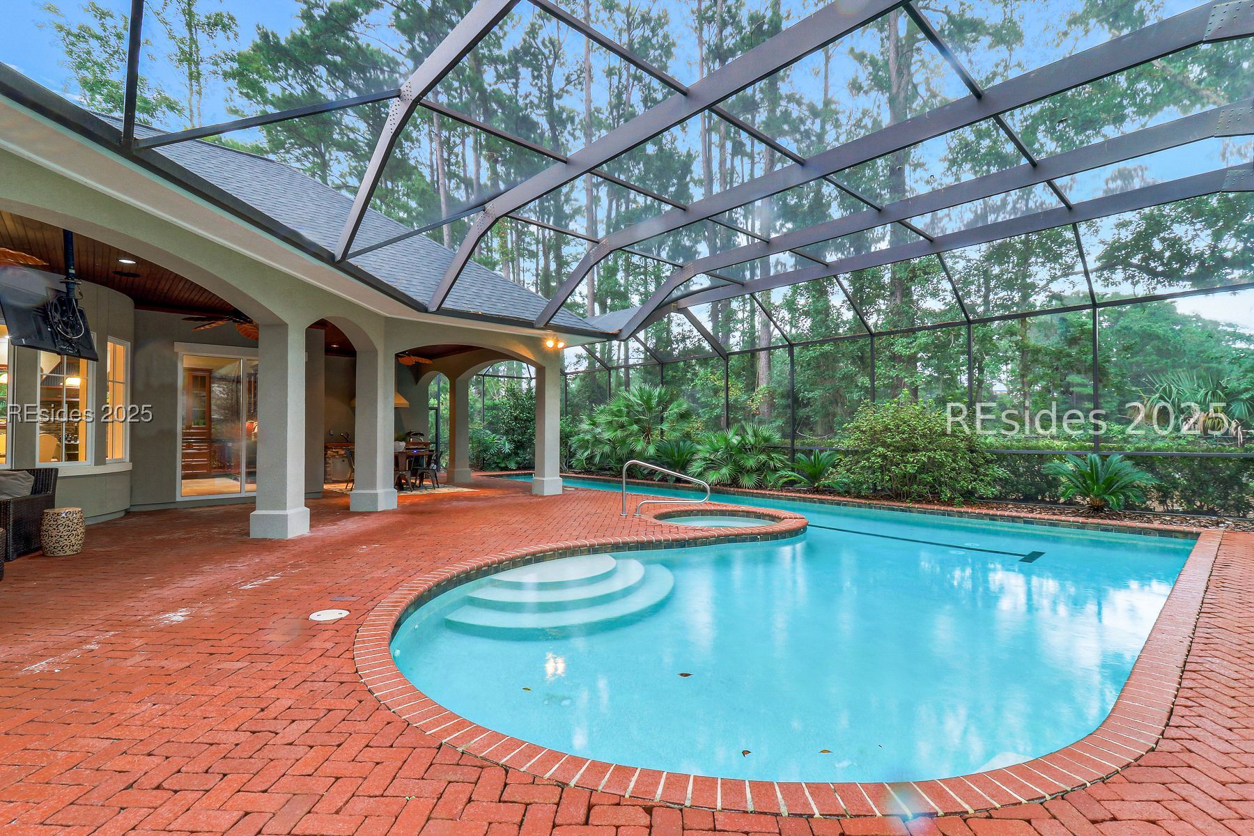 50 Clifton Drive