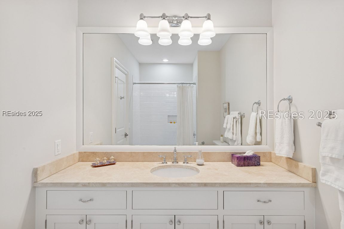 30 Lady Slipper Island Drive