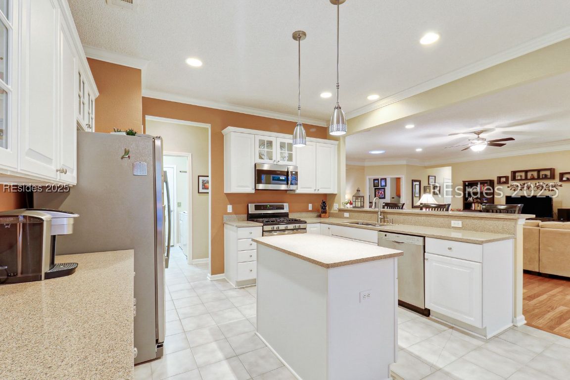 9 Pinyon Drive