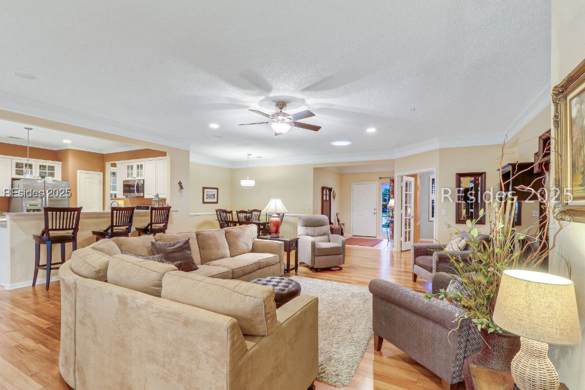 9 Pinyon Drive