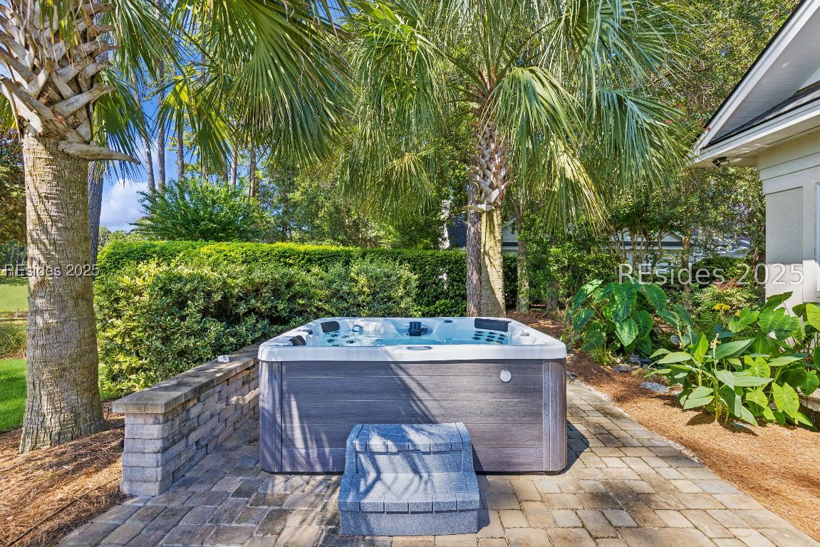 122 Summerton Drive