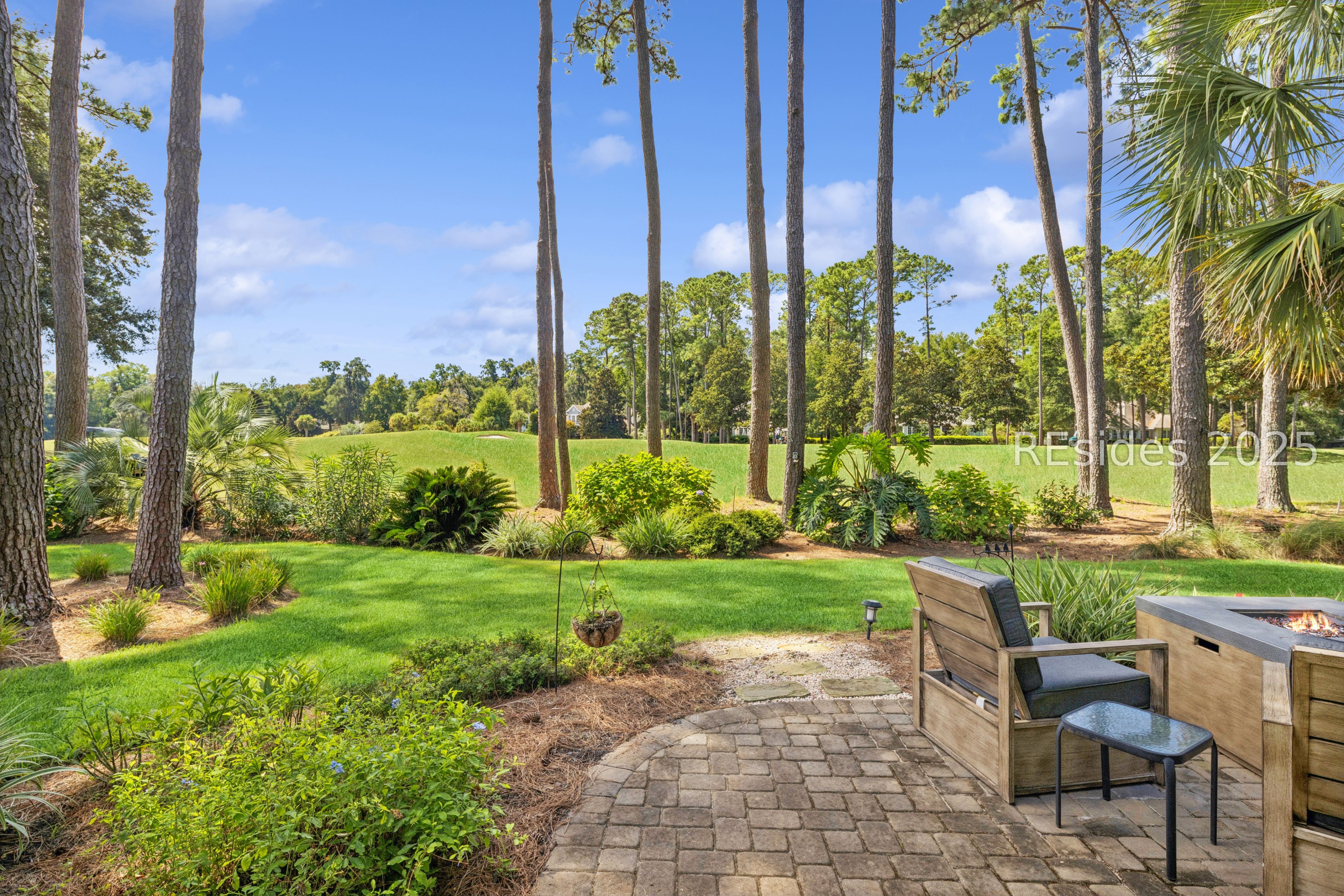 122 Summerton Drive