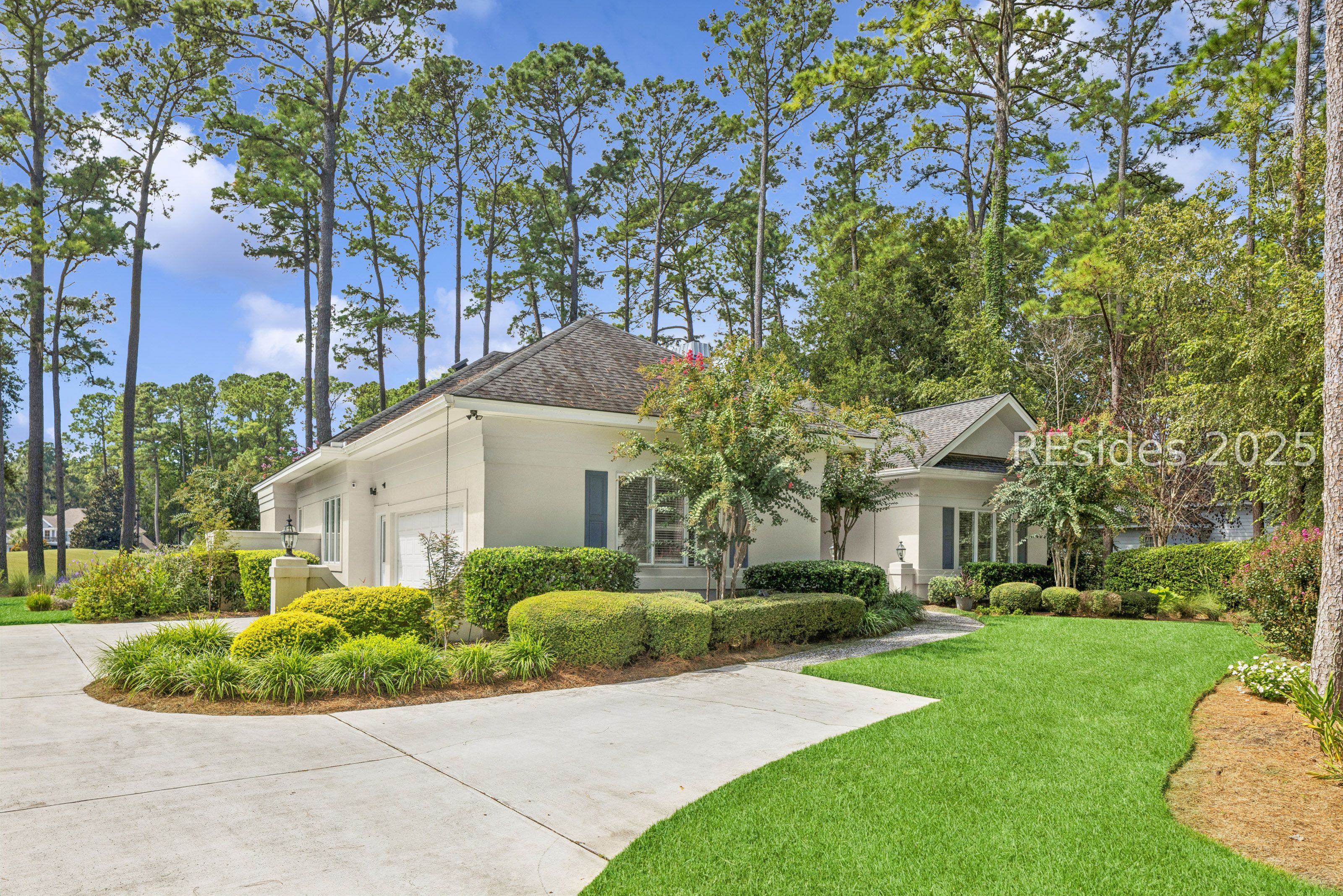122 Summerton Drive