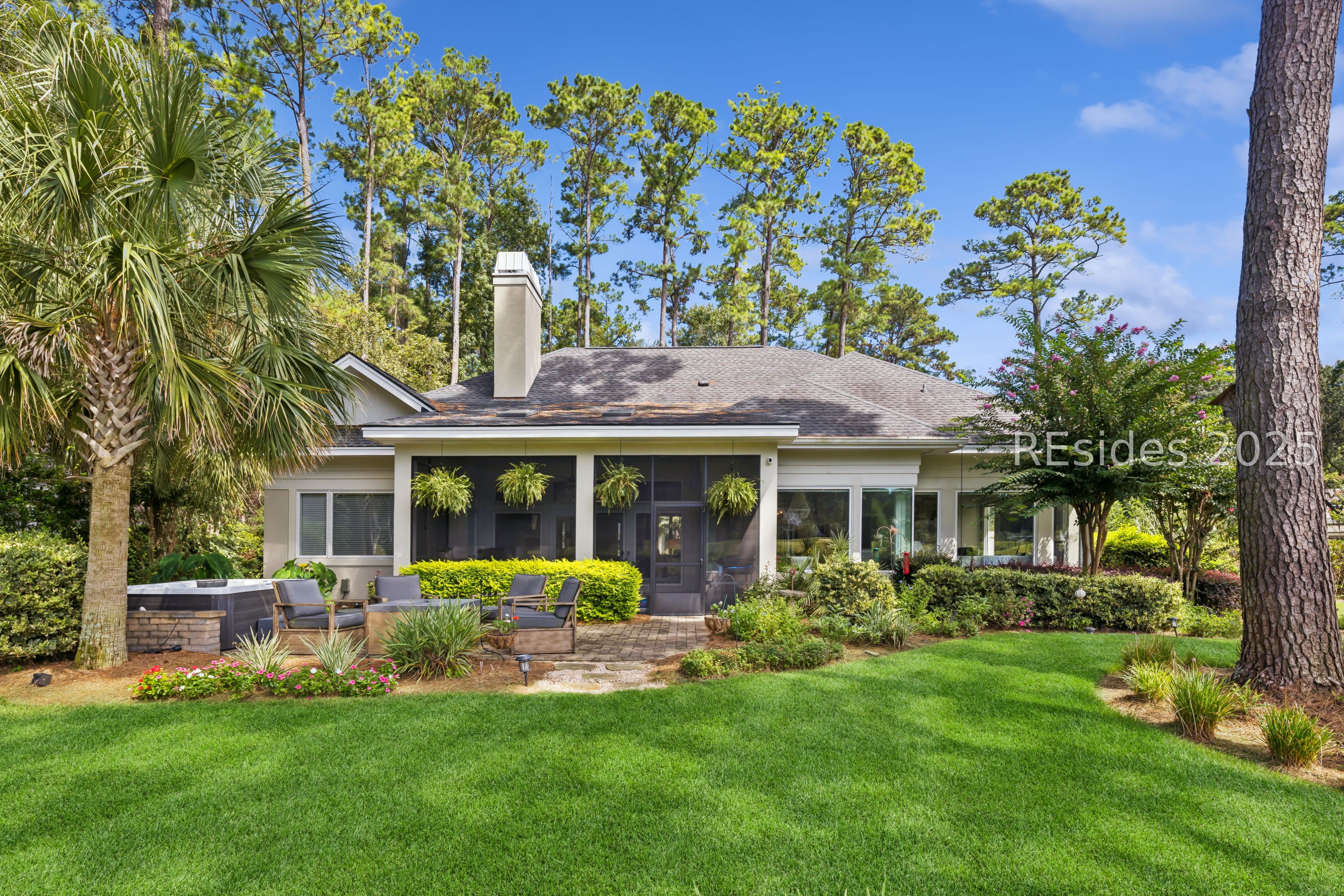 122 Summerton Drive