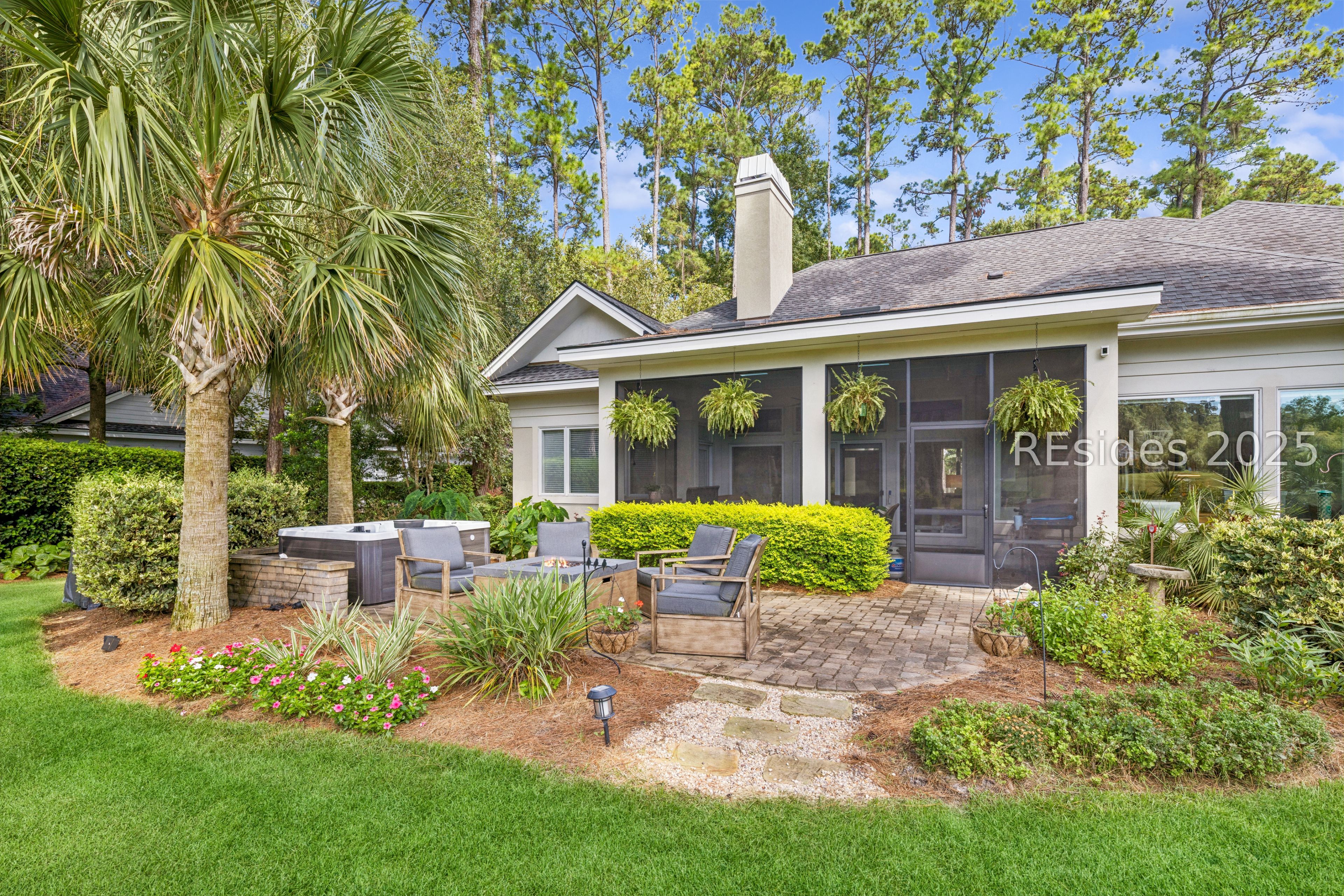 122 Summerton Drive