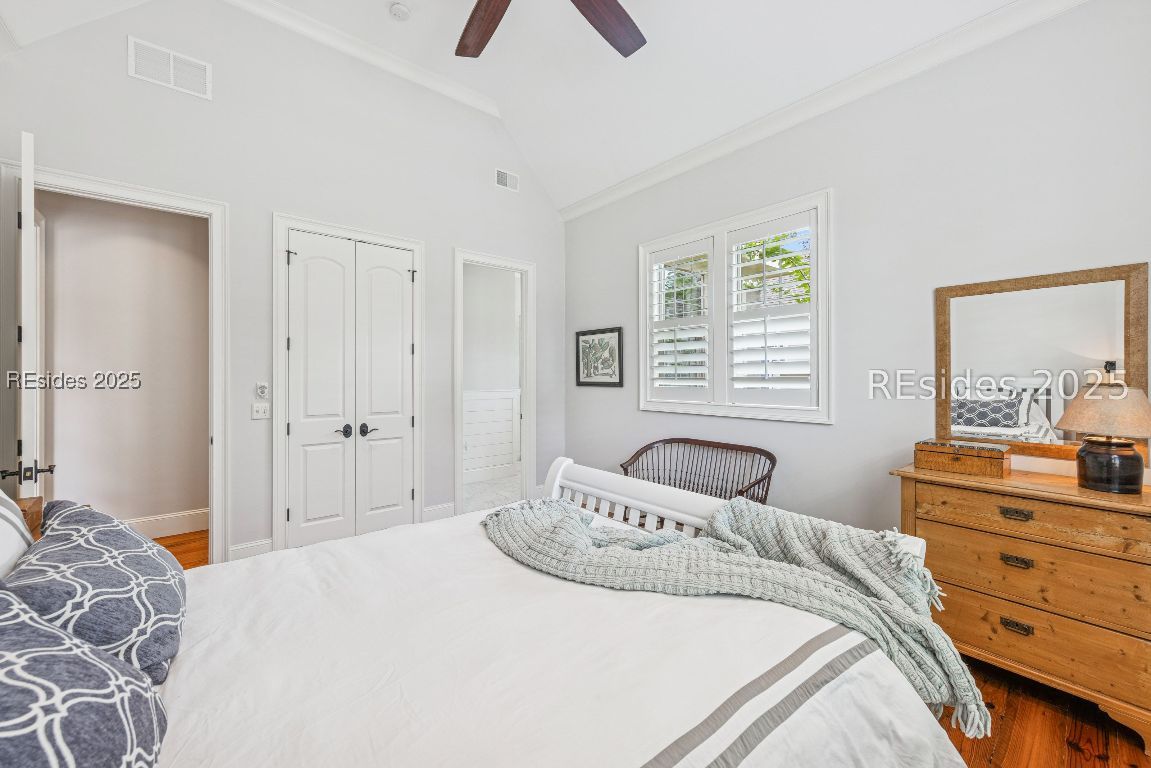 6 Raintree Lane