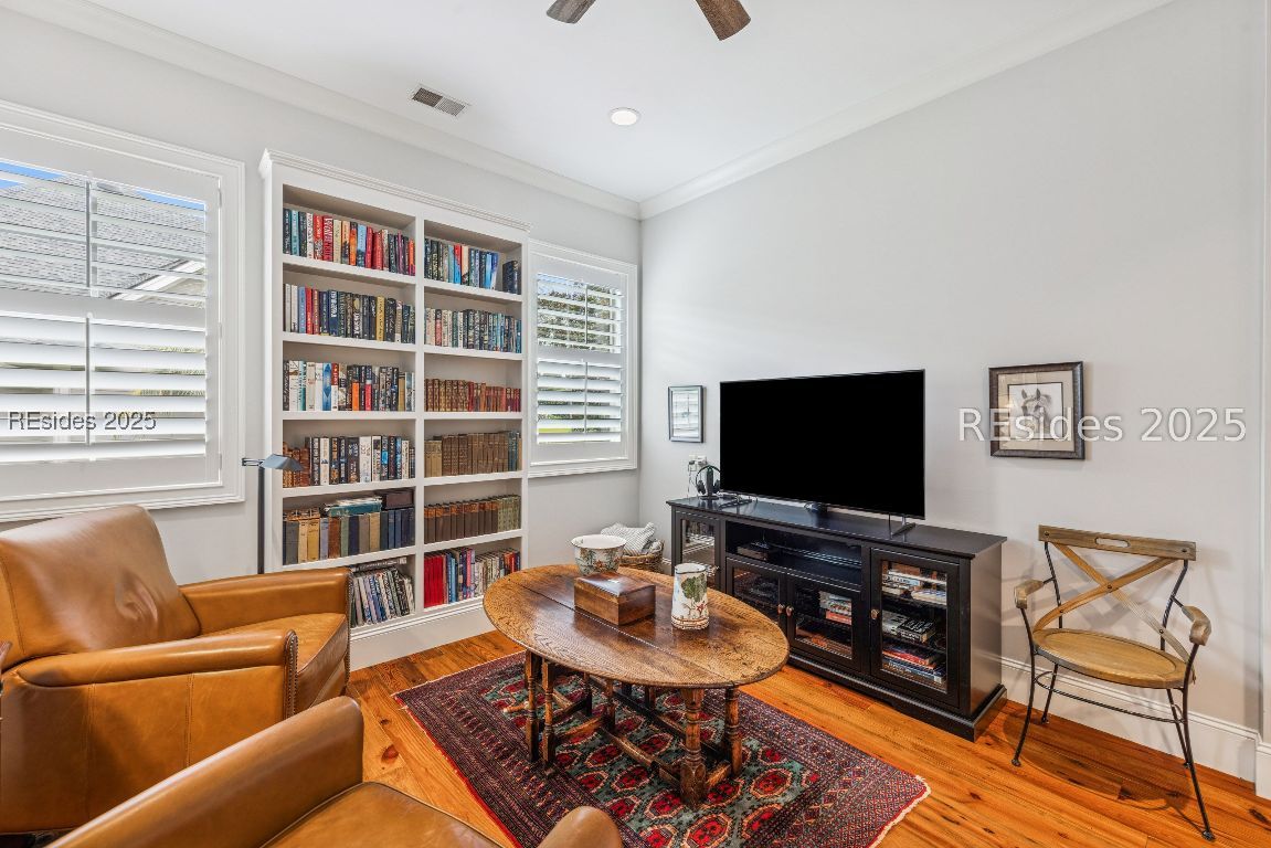 6 Raintree Lane