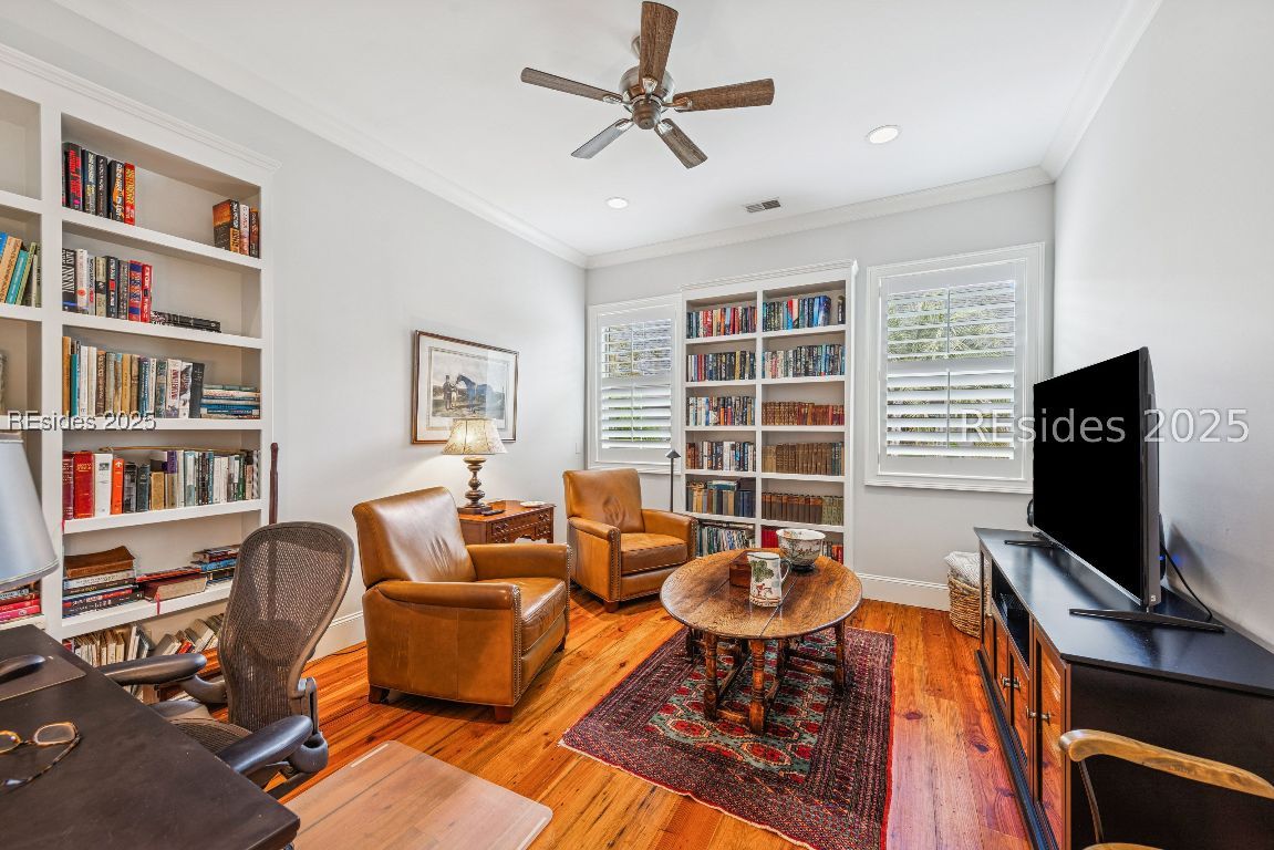 6 Raintree Lane