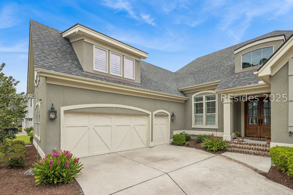 6 Raintree Lane