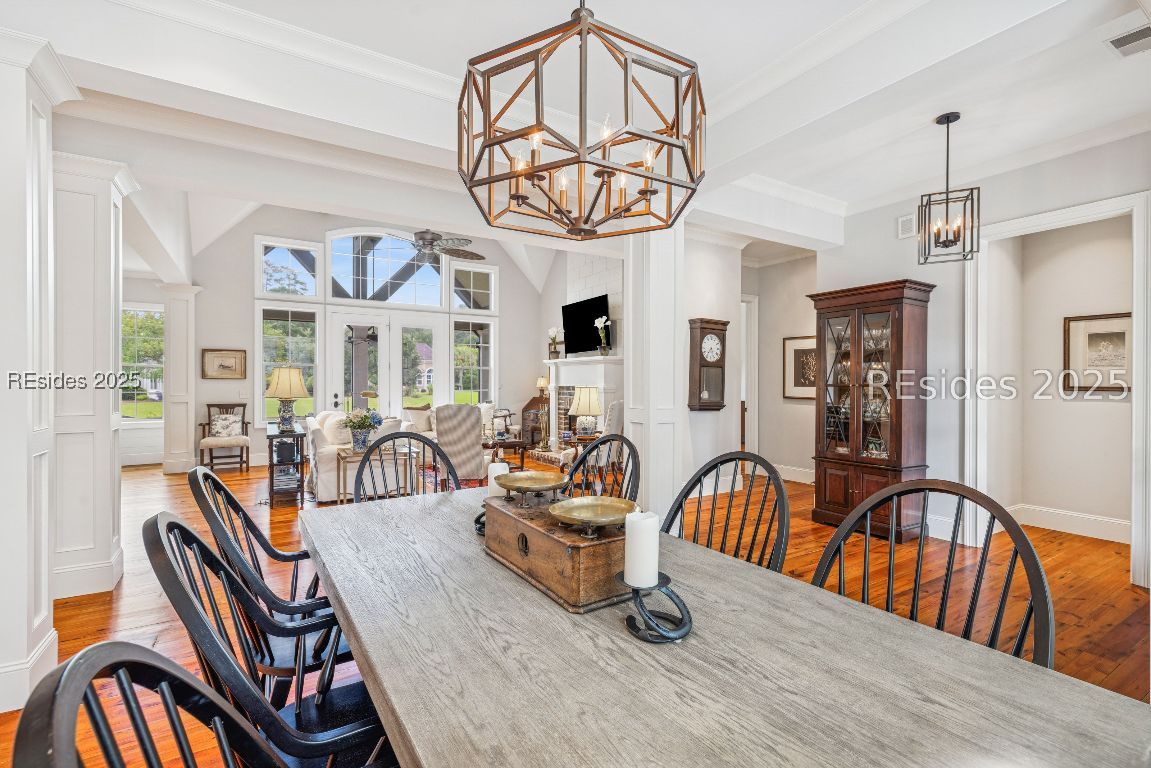6 Raintree Lane