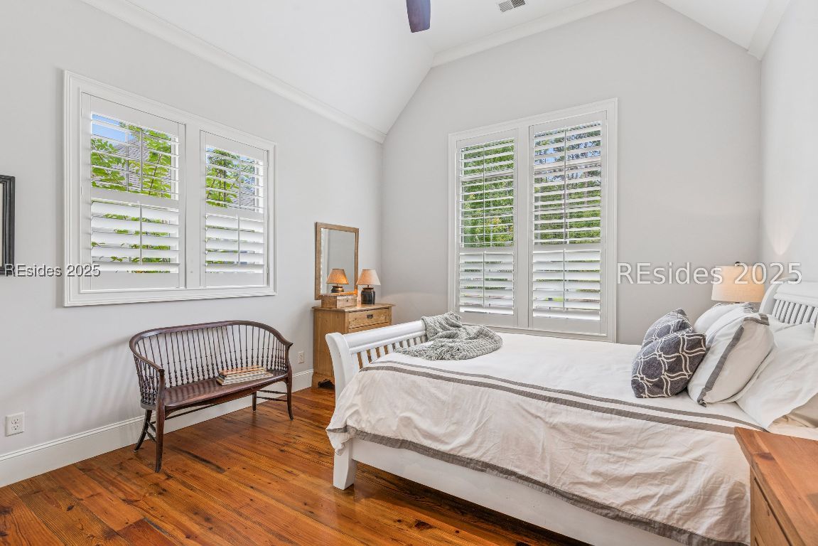 6 Raintree Lane