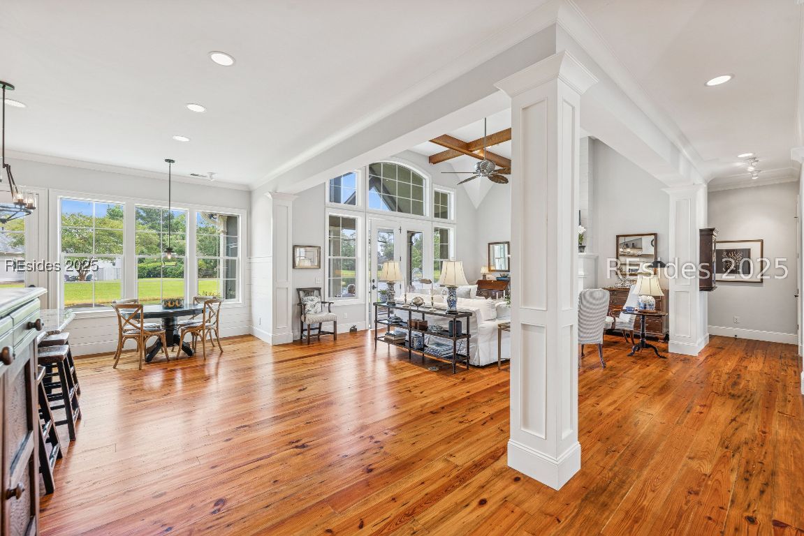 6 Raintree Lane