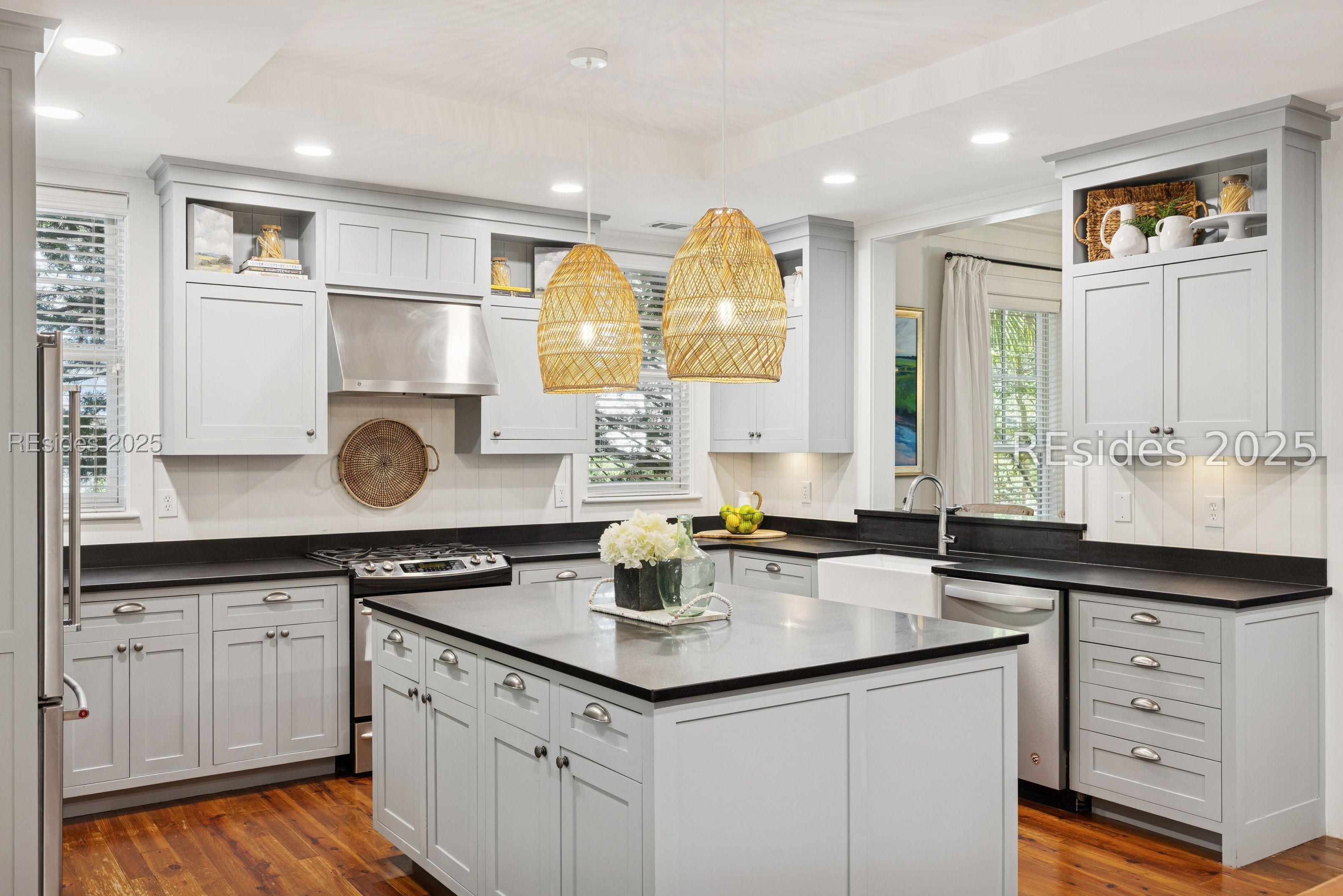 10 Rockingham Street