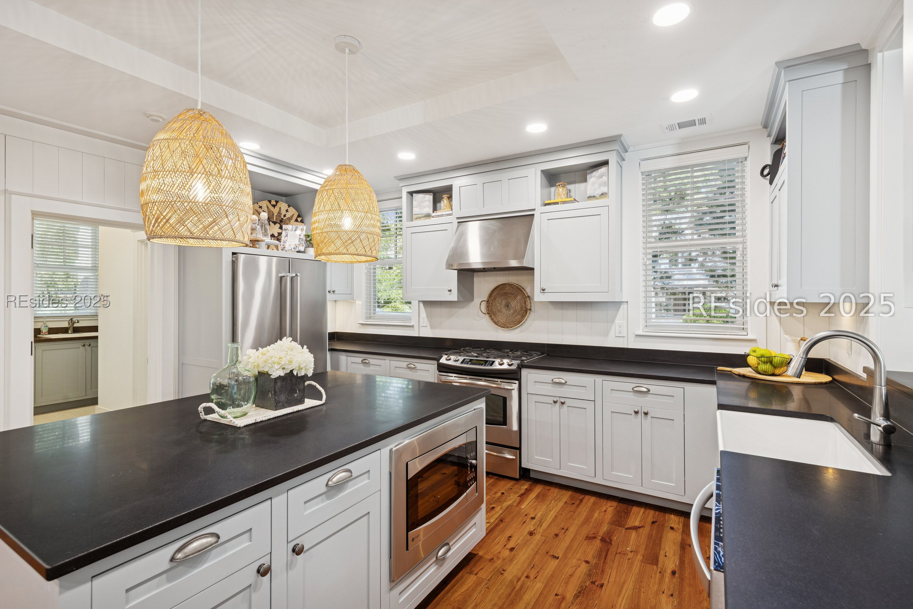 10 Rockingham Street